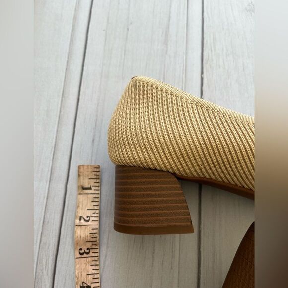 Chic Tan Knit Heels - Picture 5 of 6